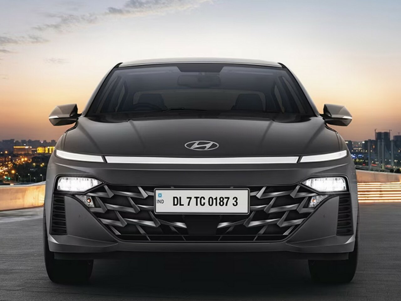 Hyundai Verna V