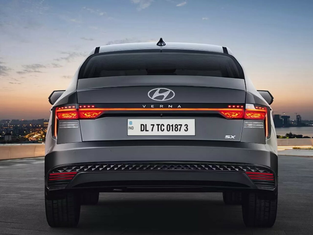 Hyundai Verna V