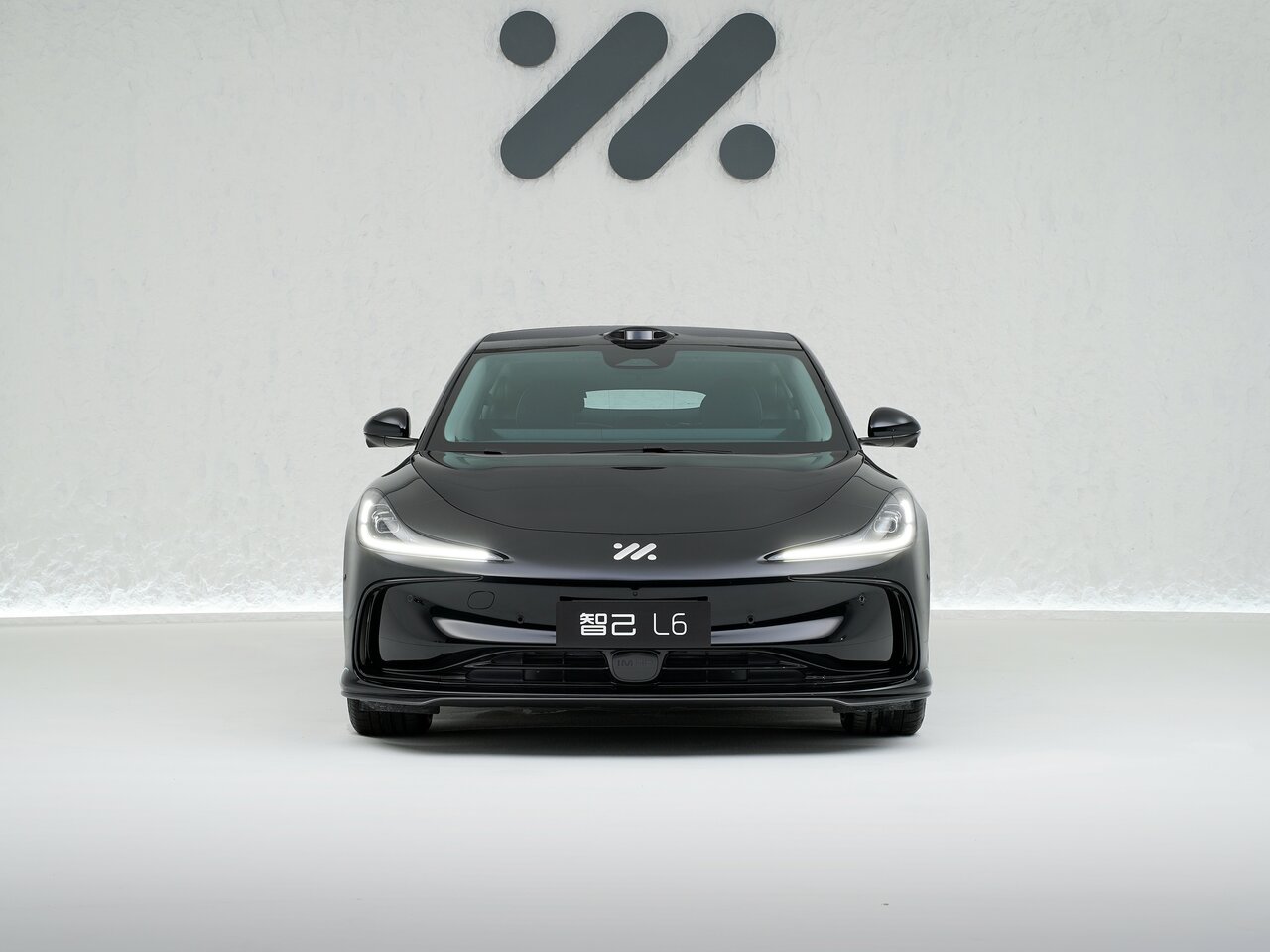 IM Motors (Zhiji) L6 Хэтчбек 5 дв.