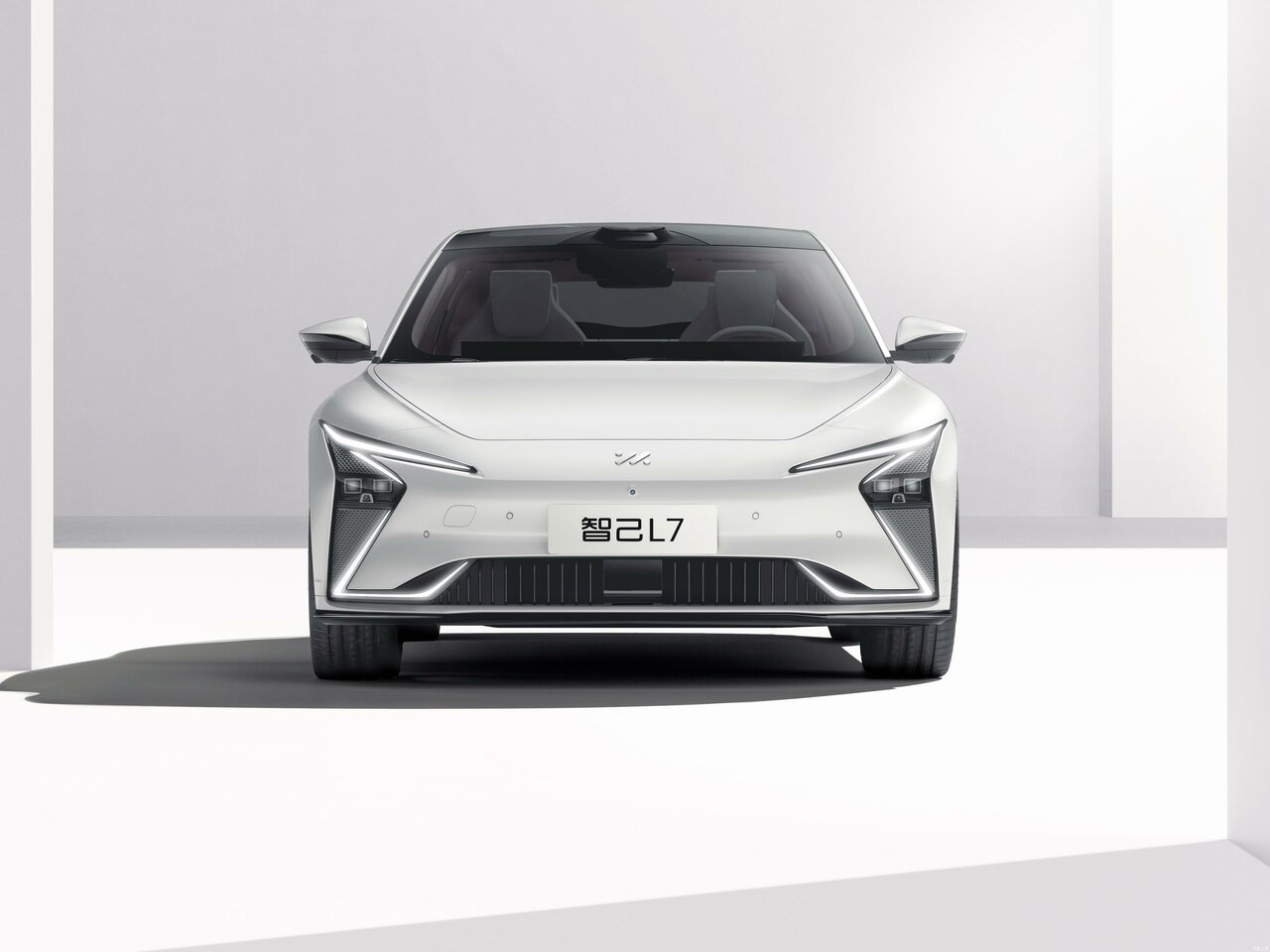 IM Motors (Zhiji) L7 Седан
