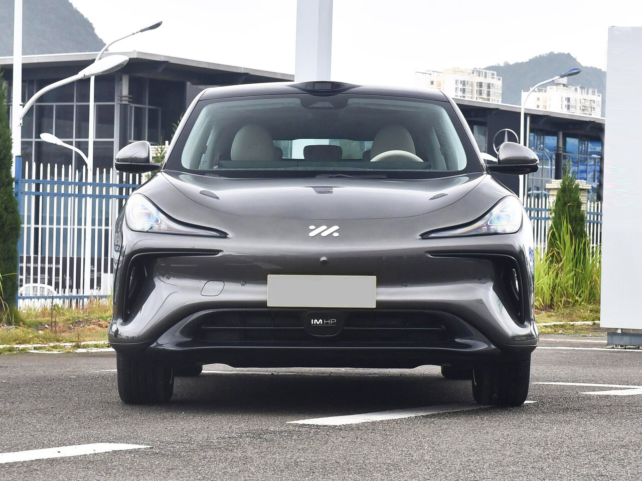 IM Motors (Zhiji) LS6 I
