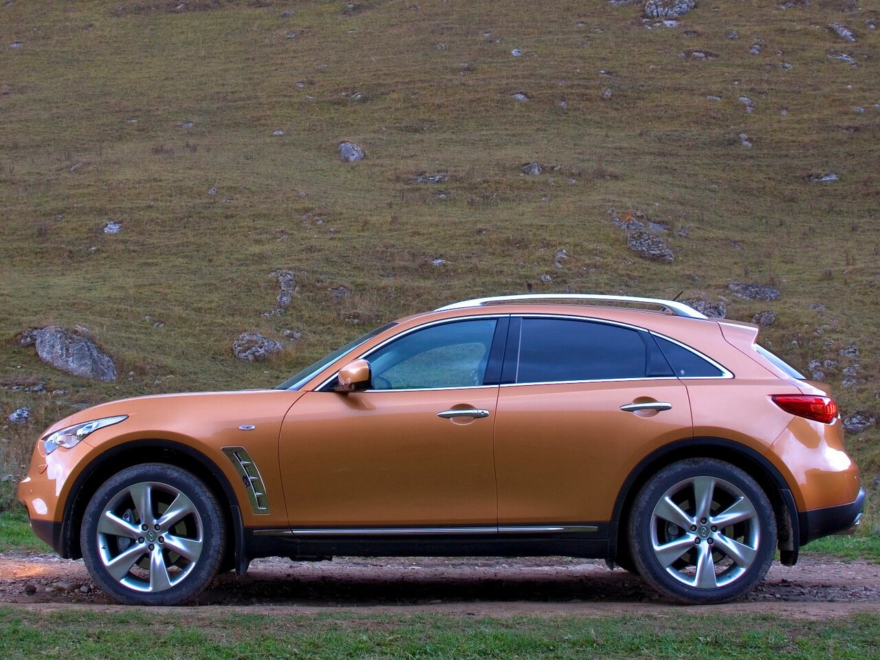 Infiniti FX II (S51)