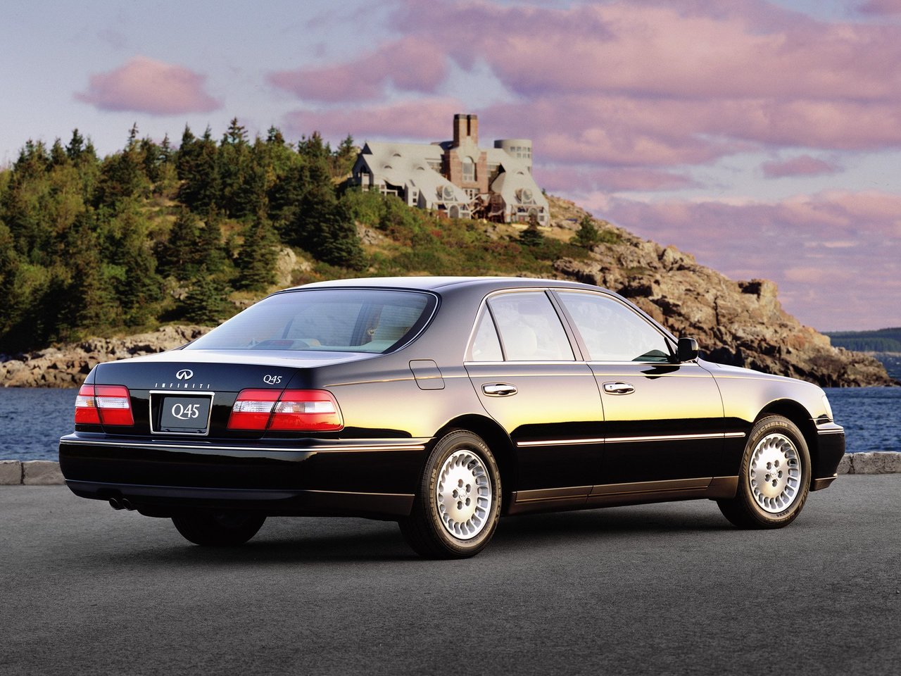 Infiniti Q II