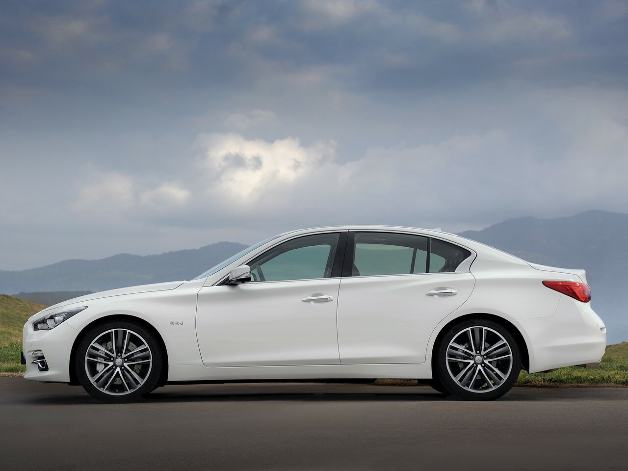 Infiniti Q50 I