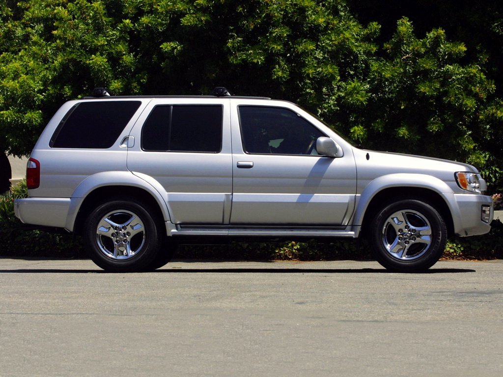 Infiniti QX4 I