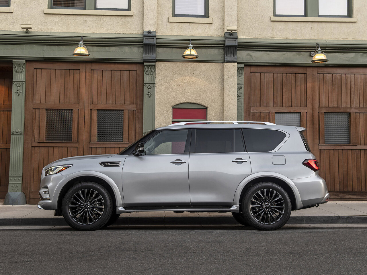 Infiniti QX80 I Рестайлинг 3