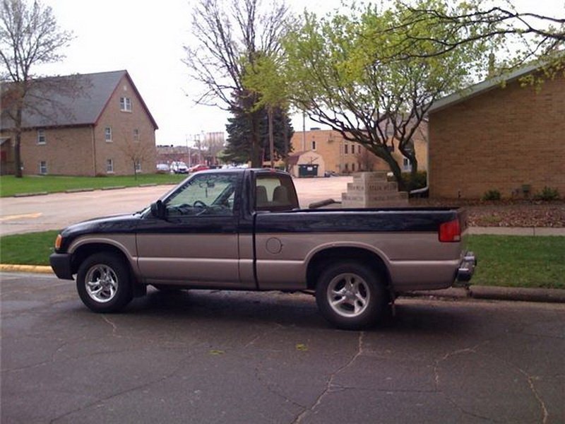 Isuzu Hombre I