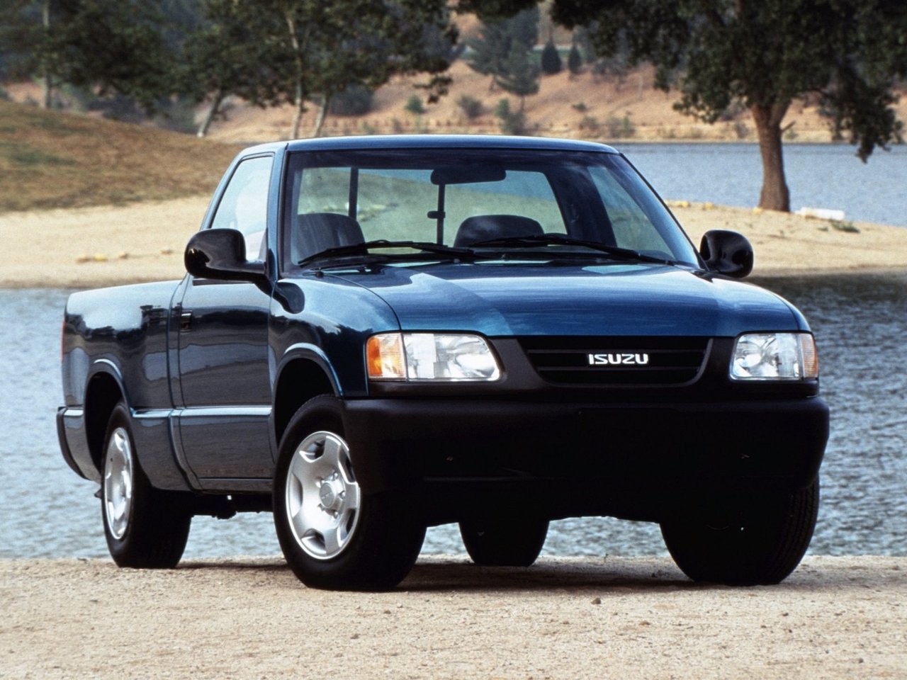 Isuzu Hombre I