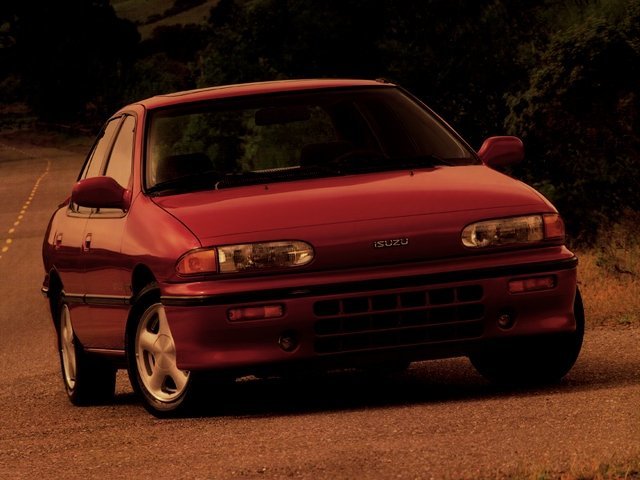 Isuzu Stylus Седан