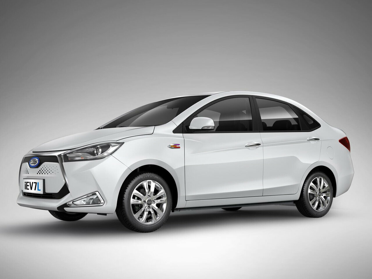 JAC iEV7L I