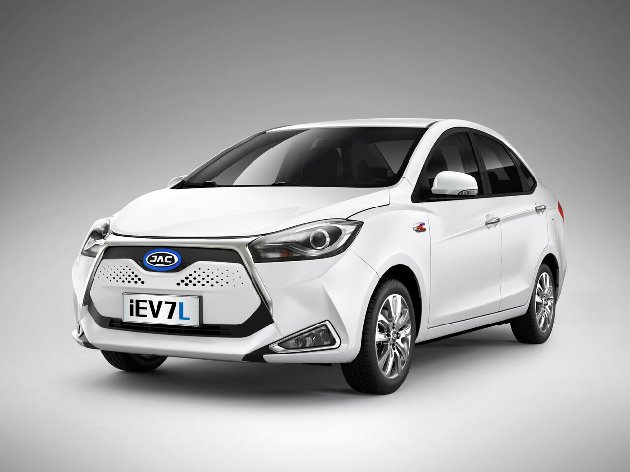 JAC iEV7L I