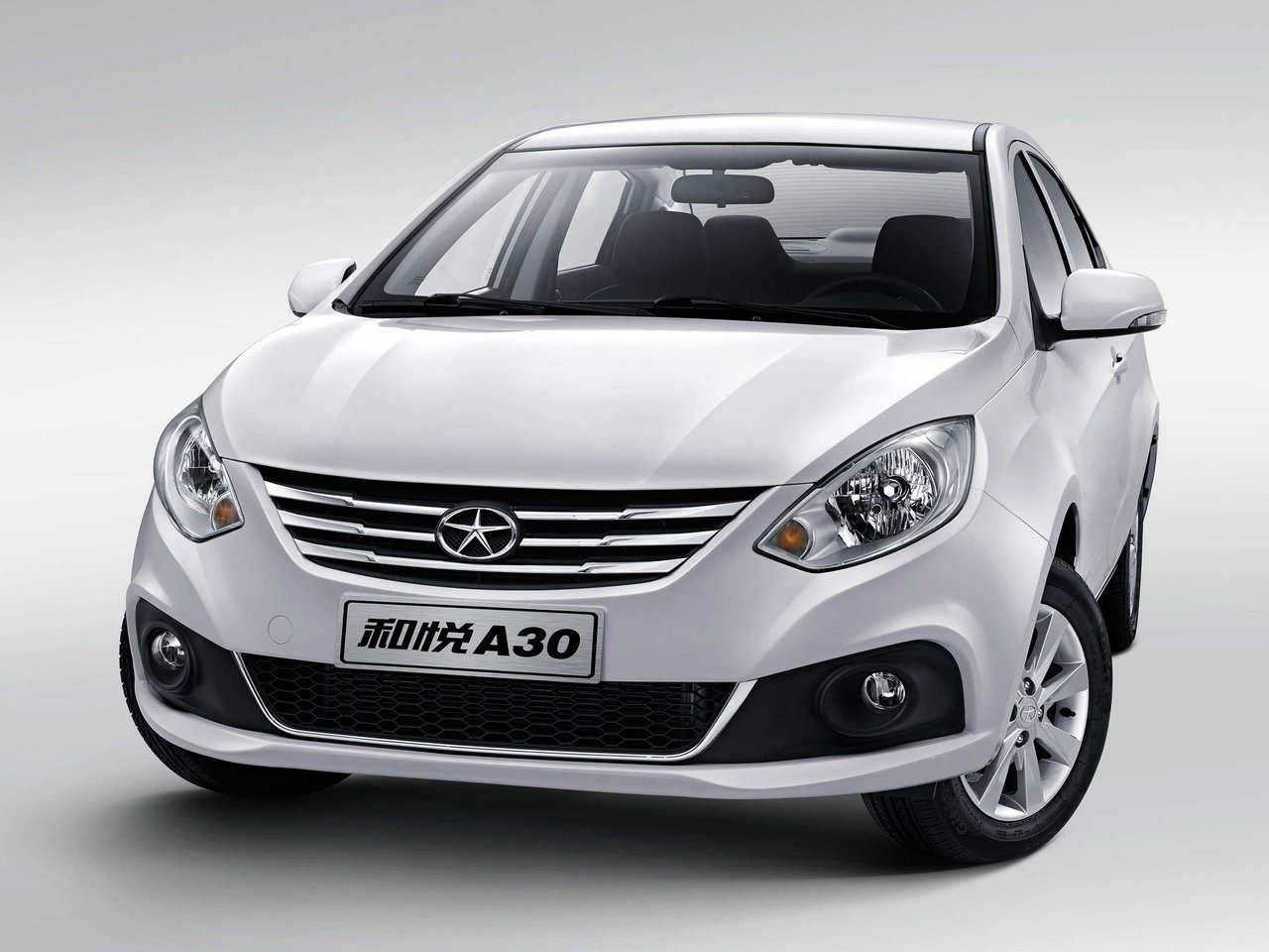JAC J4 (Heyue A30) Седан