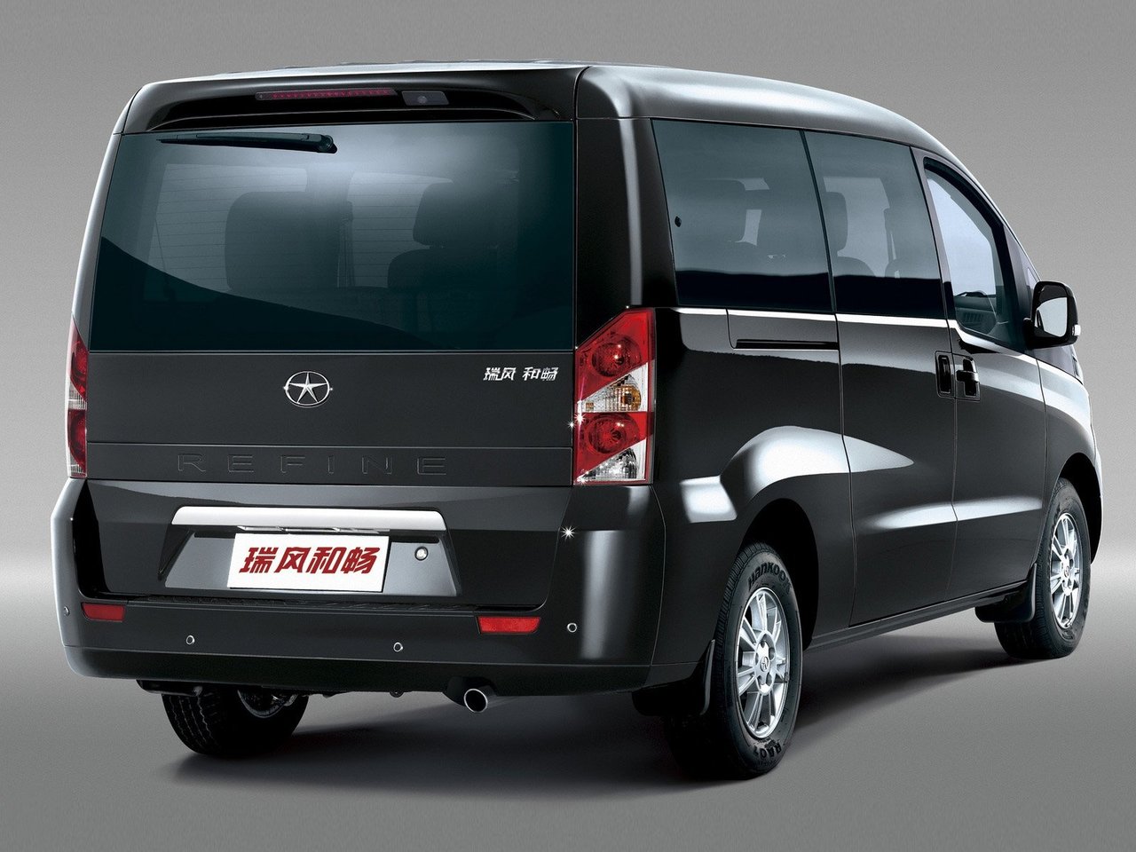 JAC M5 Минивэн