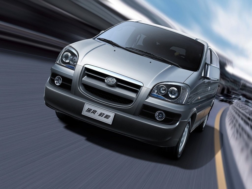 JAC M1 (Refine) Минивэн