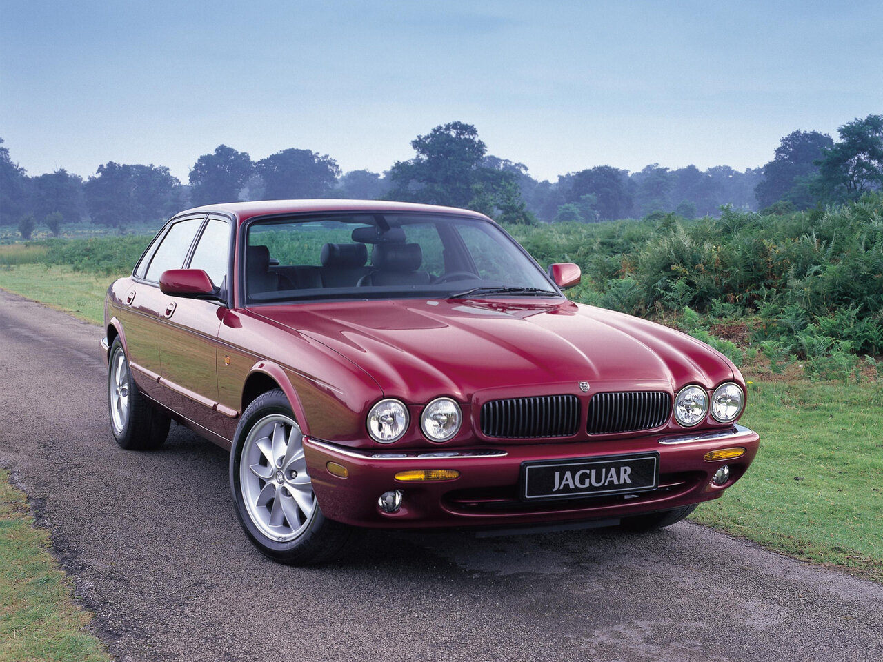 Jaguar XJ II (X308)