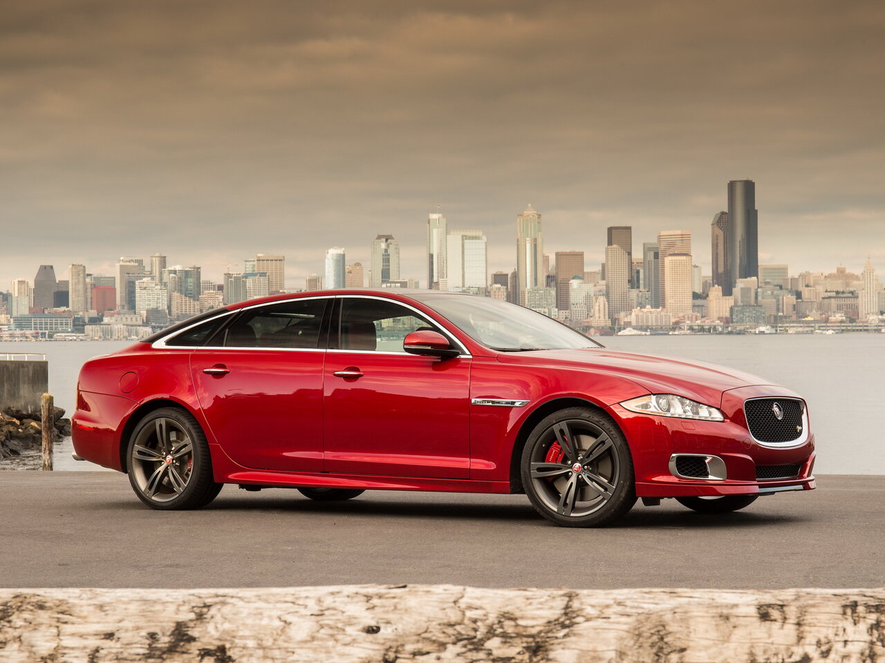 Jaguar XJR IV (X351)