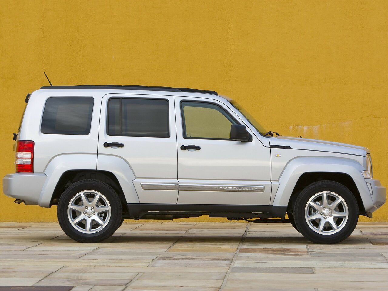 Jeep Cherokee IV (KK)