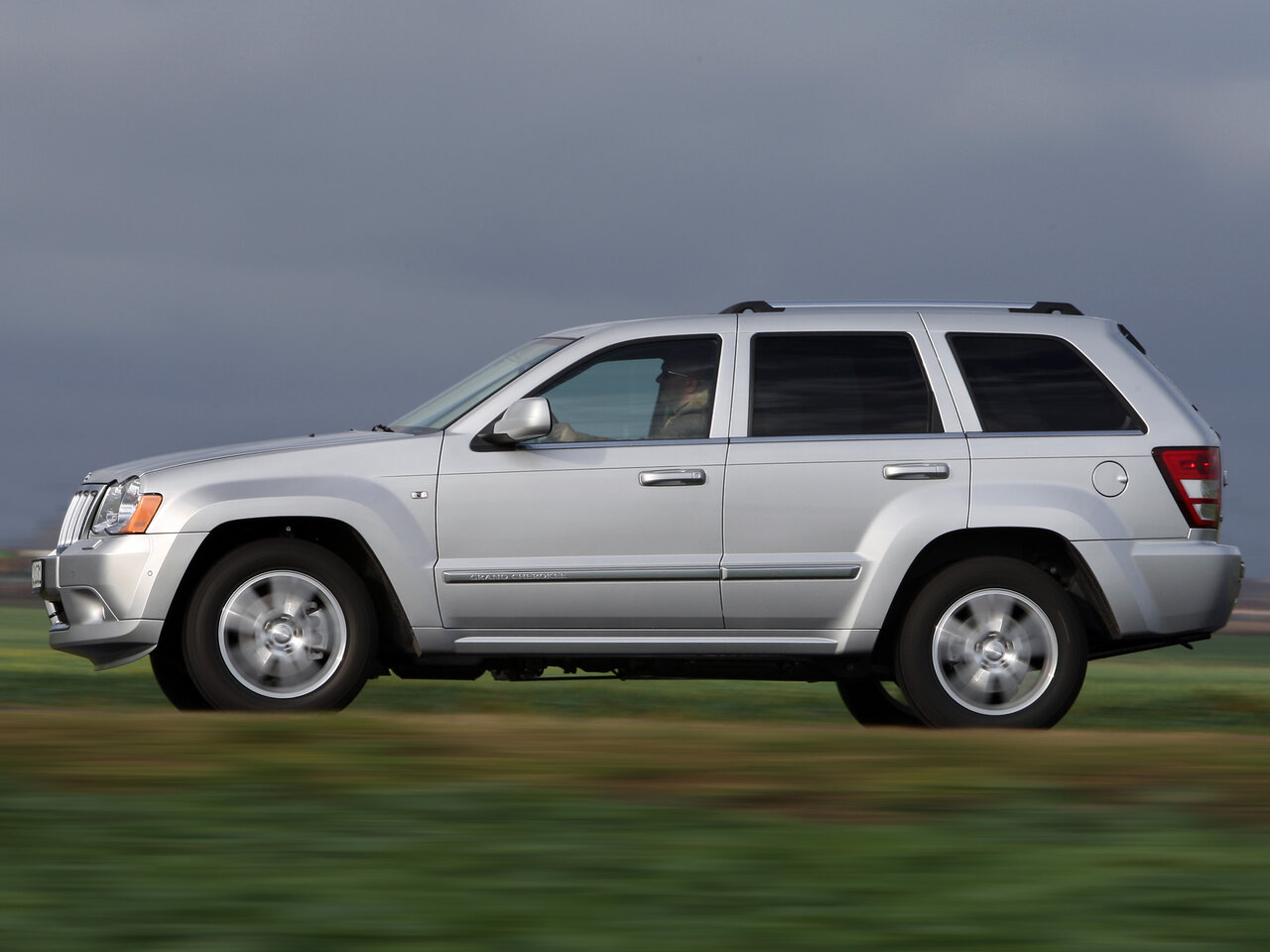 Jeep Grand Cherokee III (WK)