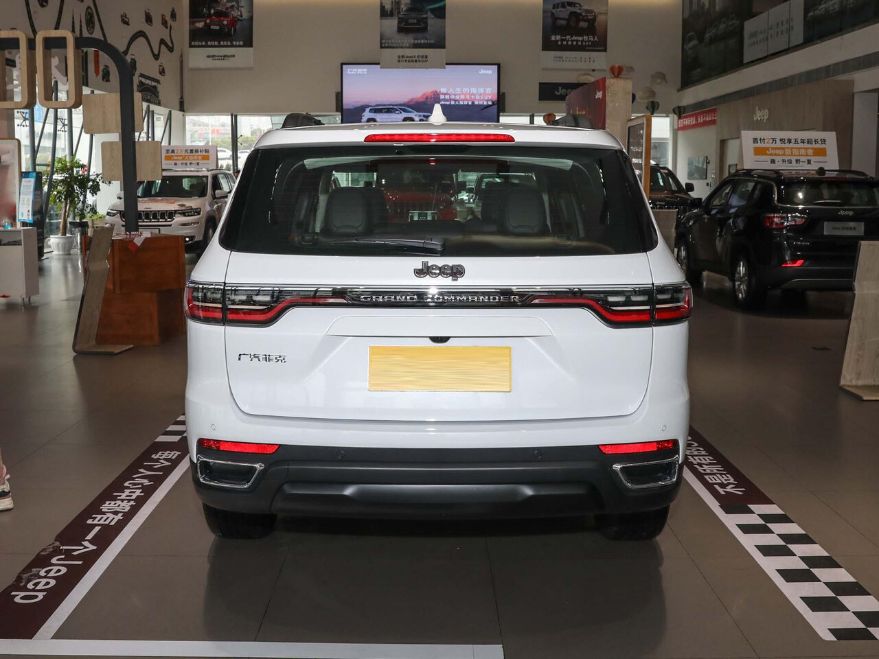 Jeep Grand Commander I (K8) Рестайлинг