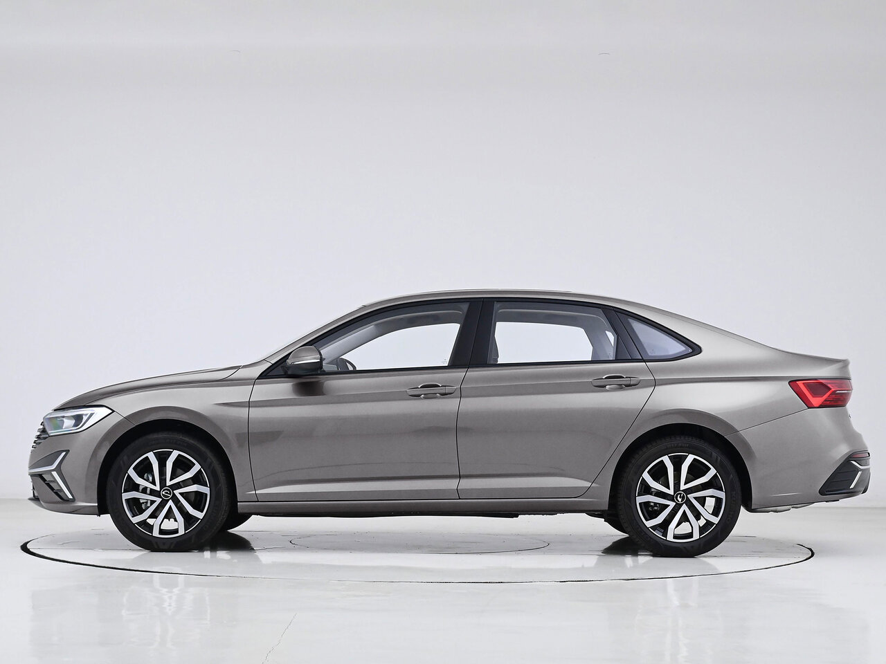 Jetta VA7 Седан