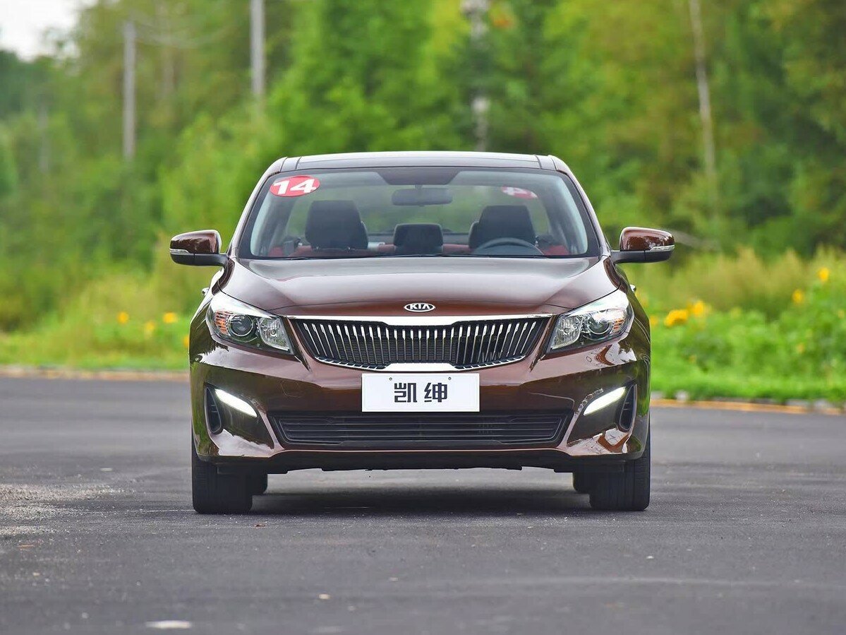 Kia Cachet Седан