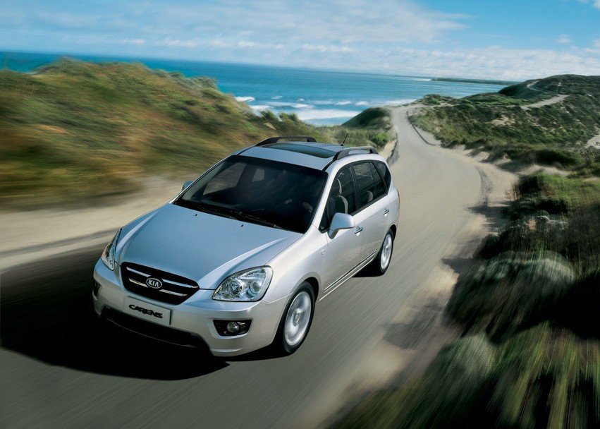 Kia Carens II (UN)