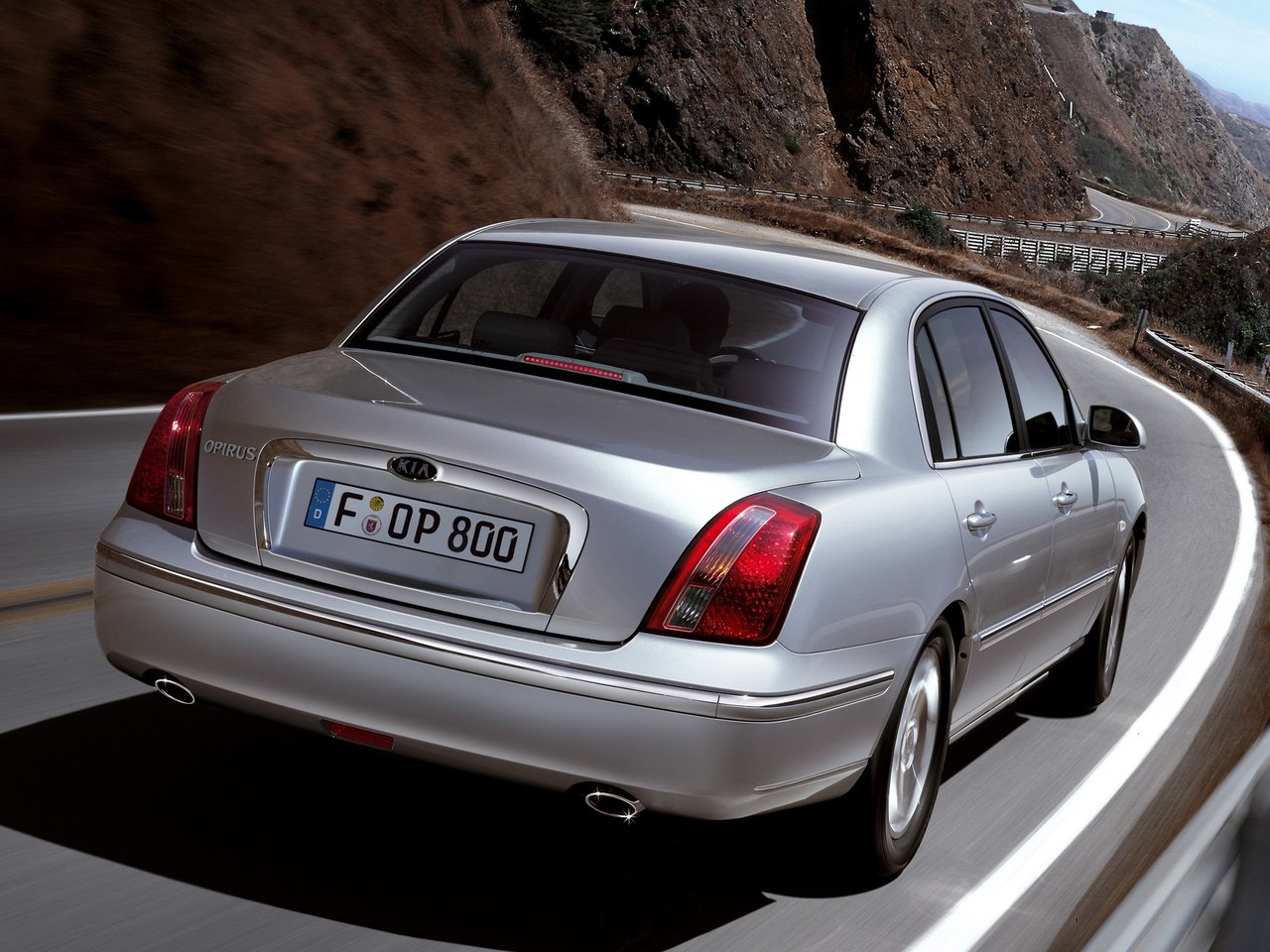 Kia Opirus I Рестайлинг