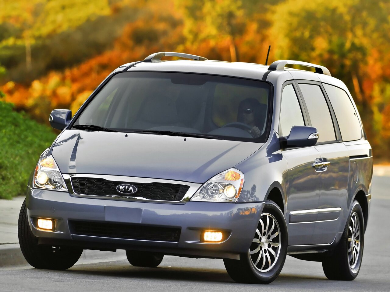 Kia Sedona II Рестайлинг