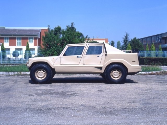 Lamborghini LM001 Пикап Двойная кабина