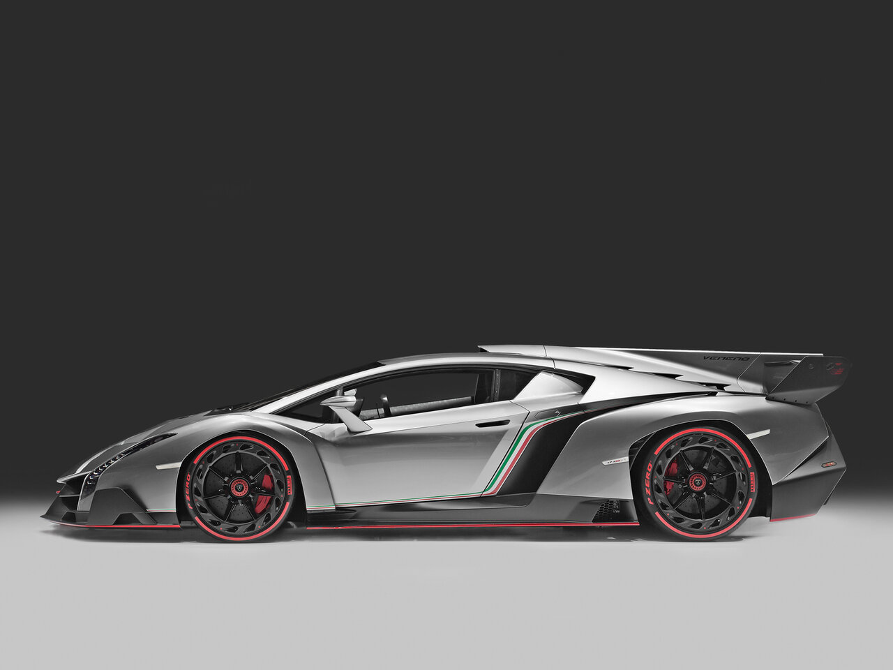 Lamborghini Veneno Купе