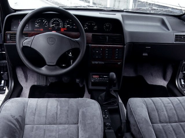 Lancia Dedra 1989 – 2000