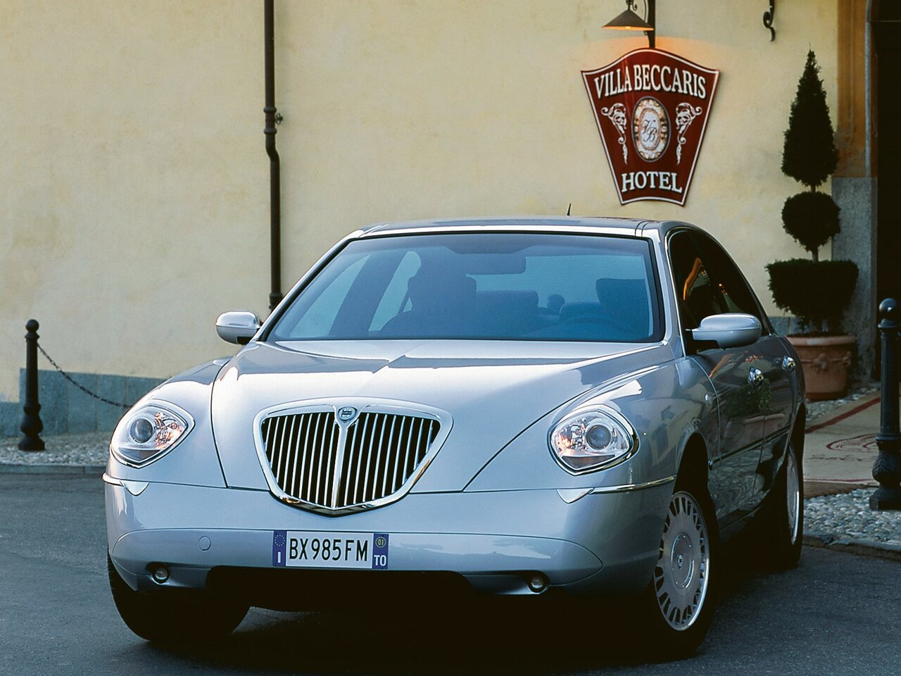 Lancia Thesis Седан