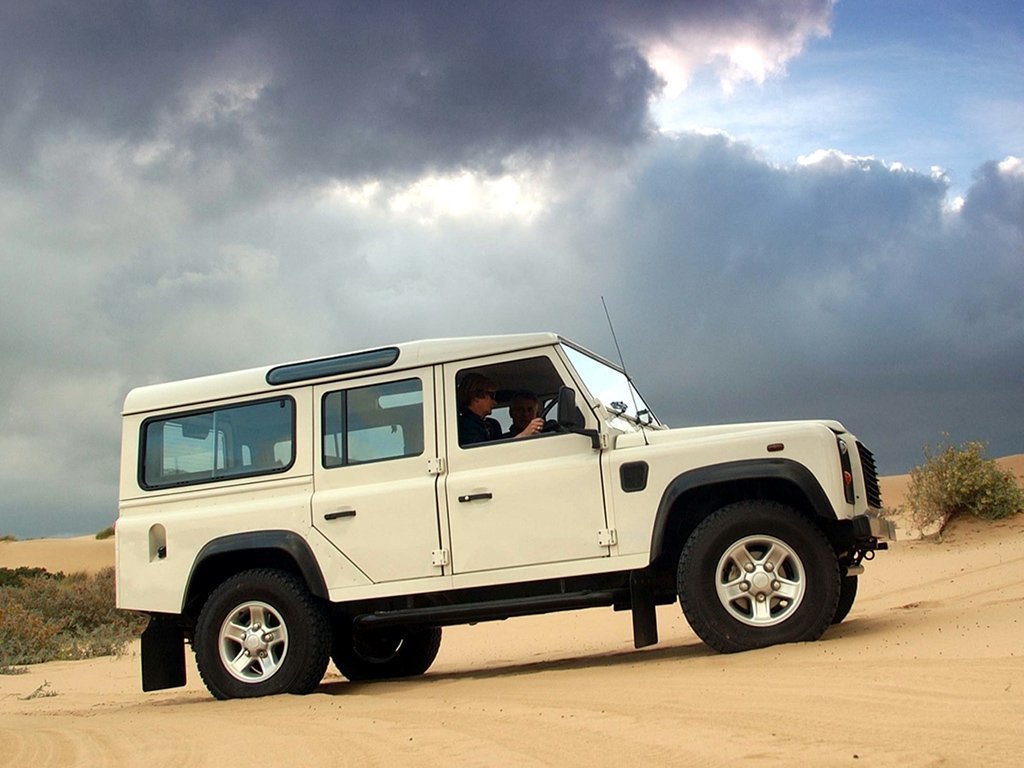 Land Rover Defender I