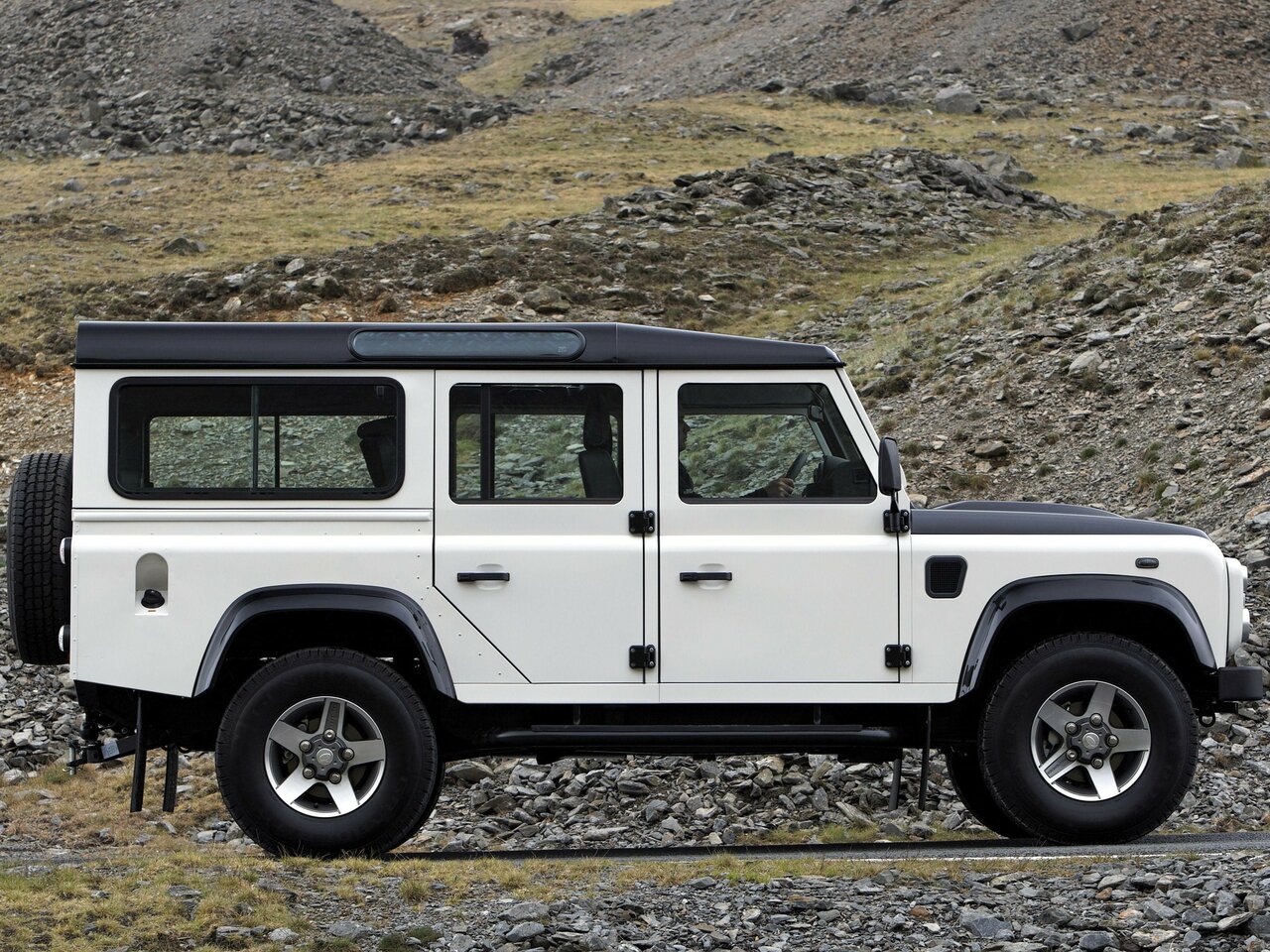 Land Rover Defender I Рестайлинг