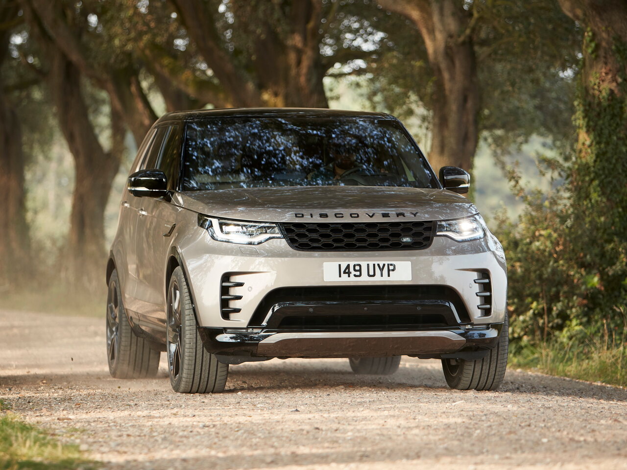 Land Rover Discovery V Рестайлинг