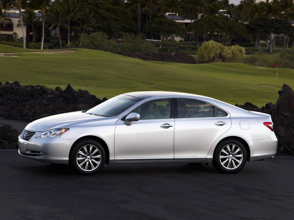 Lexus ES V