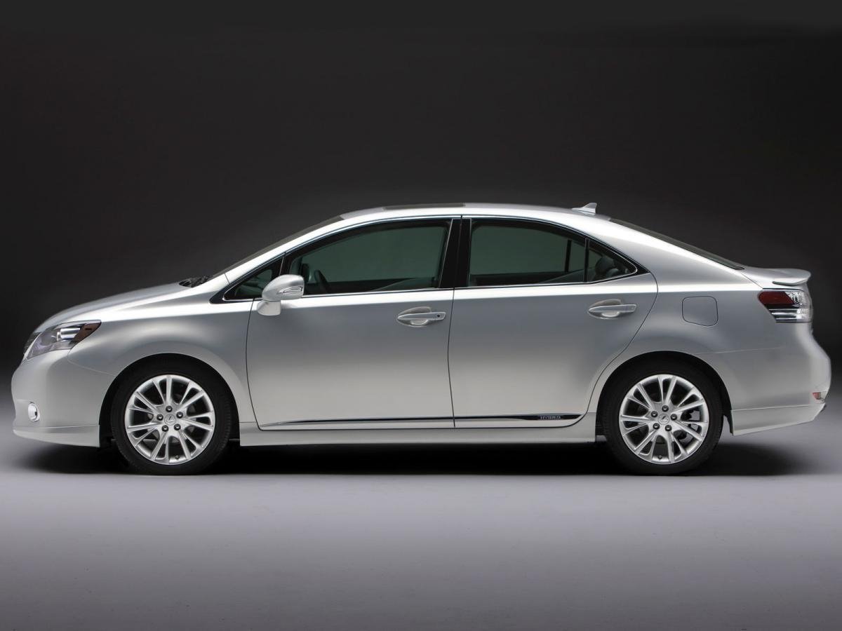 Lexus HS I