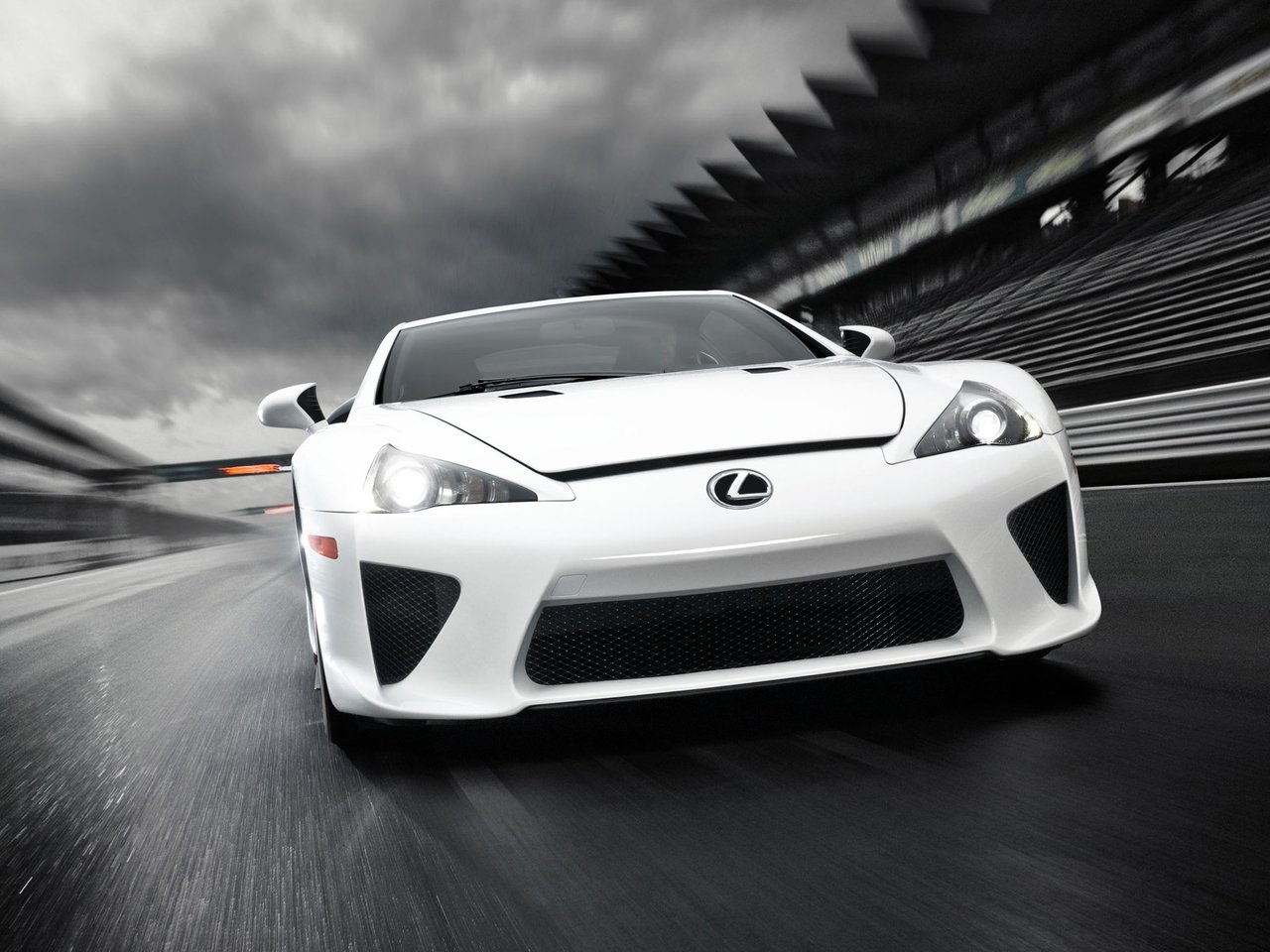 Lexus LFA Купе