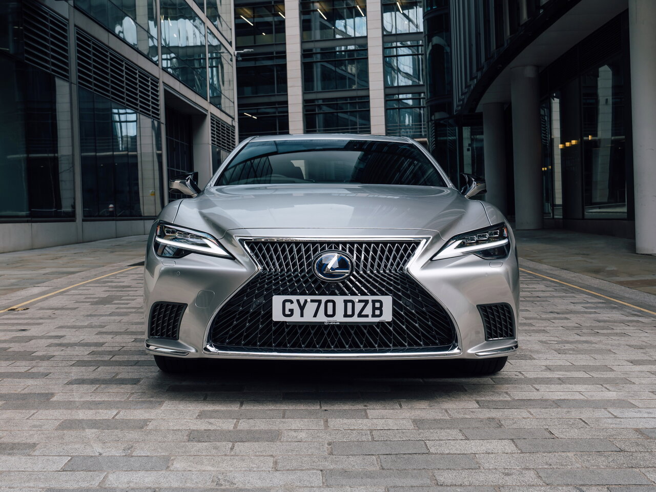 Lexus LS V Рестайлинг