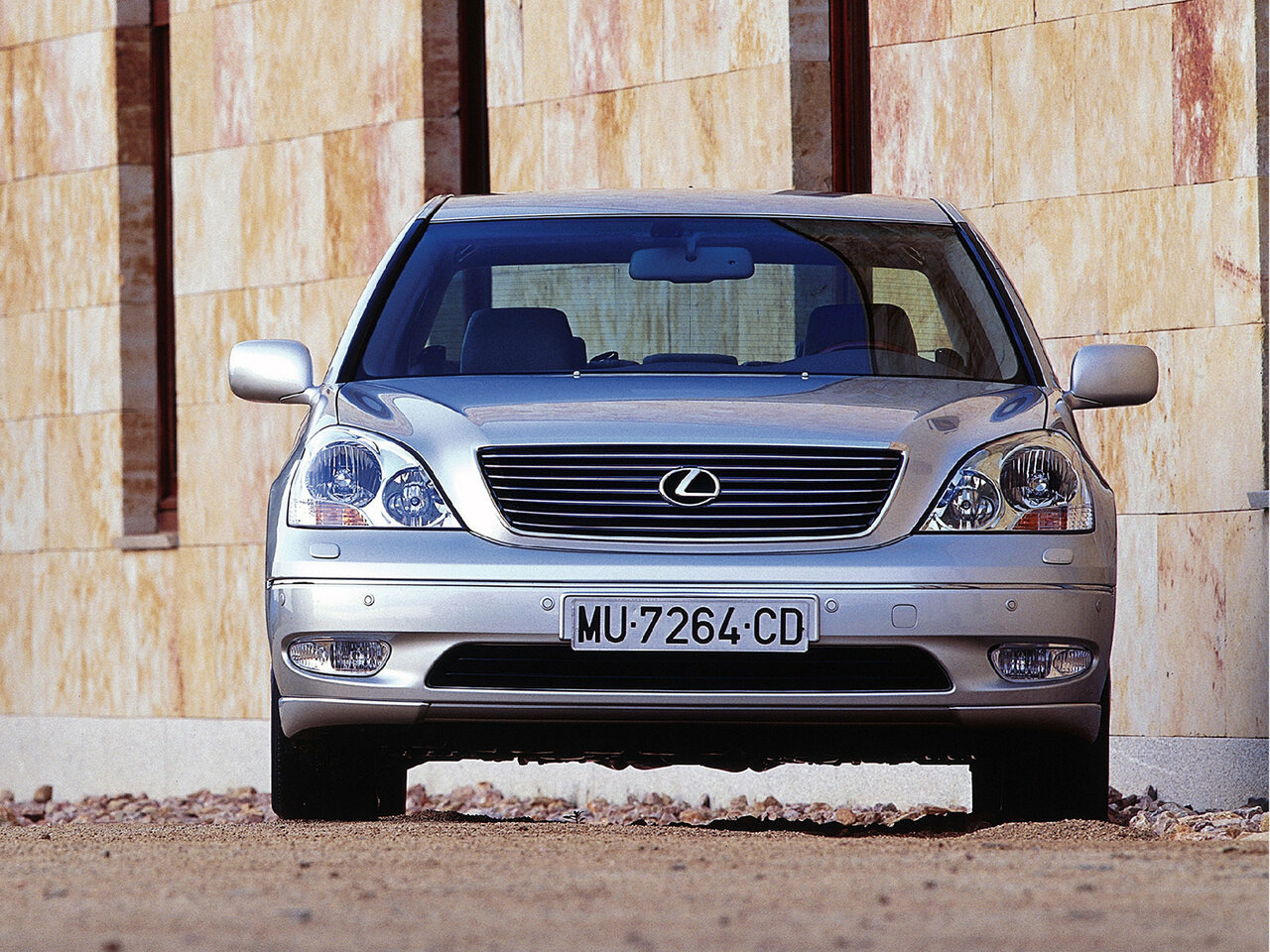 Lexus LS III