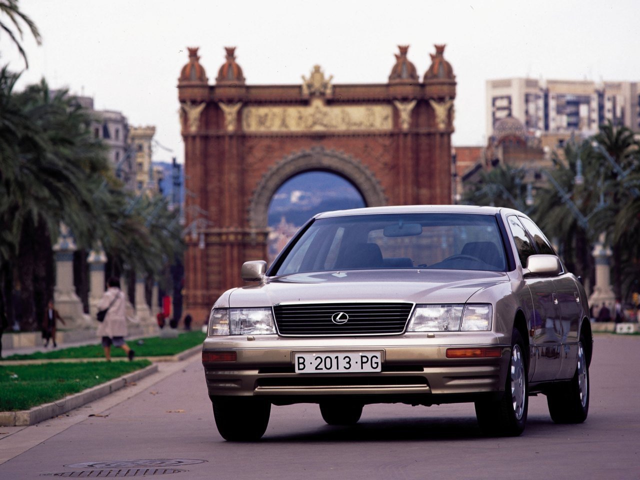 Lexus LS II