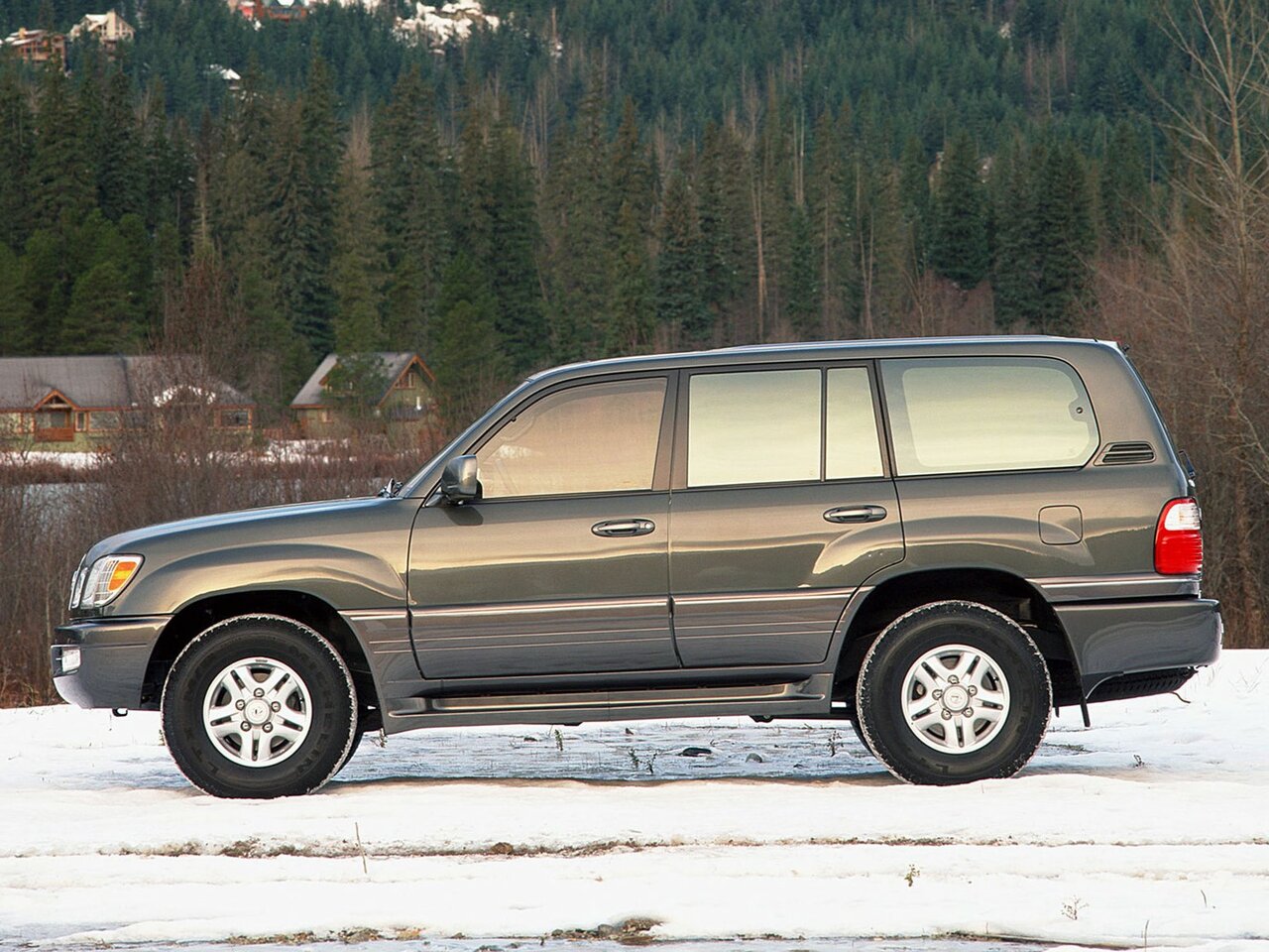 Lexus LX II