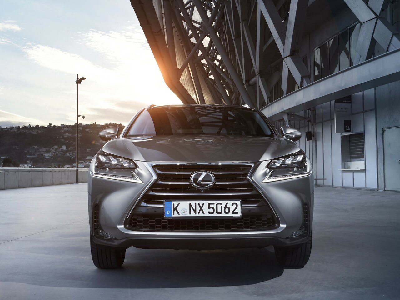 Lexus NX I