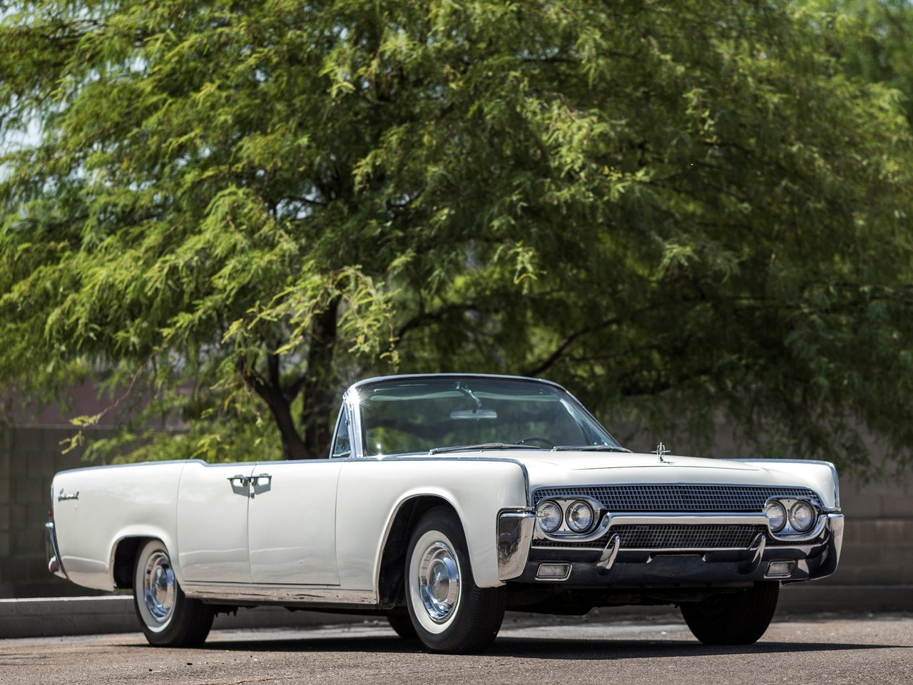 Lincoln Continental IV