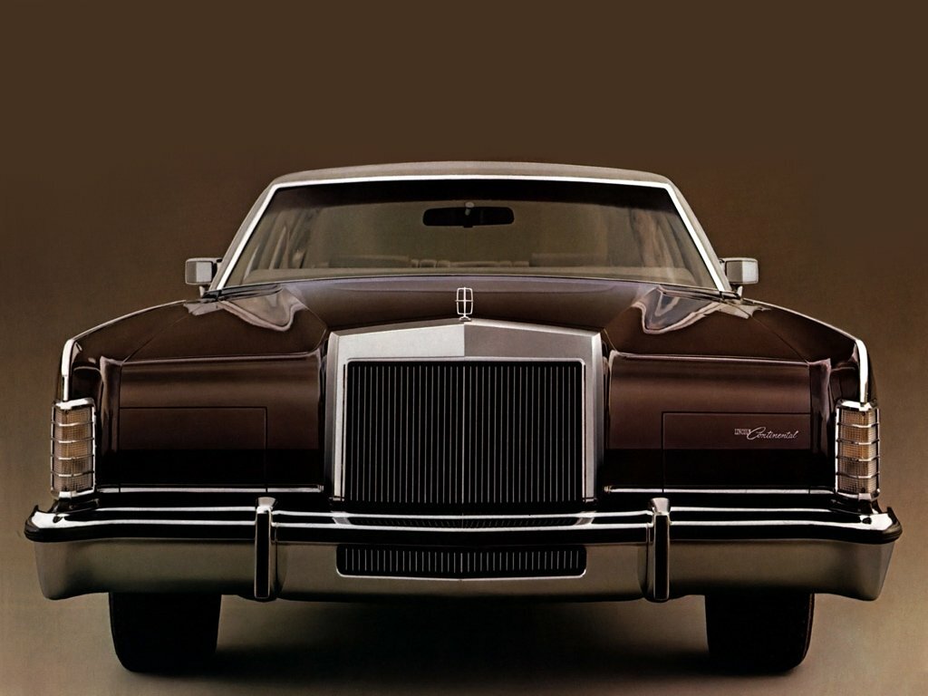 Lincoln Continental Mark IV