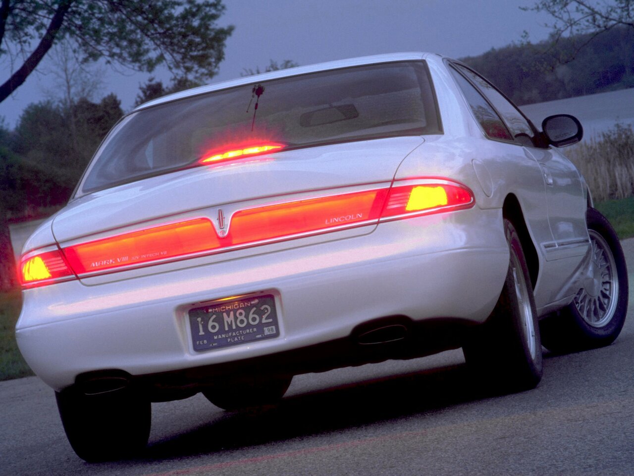 Lincoln Mark VIII I Рестайлинг