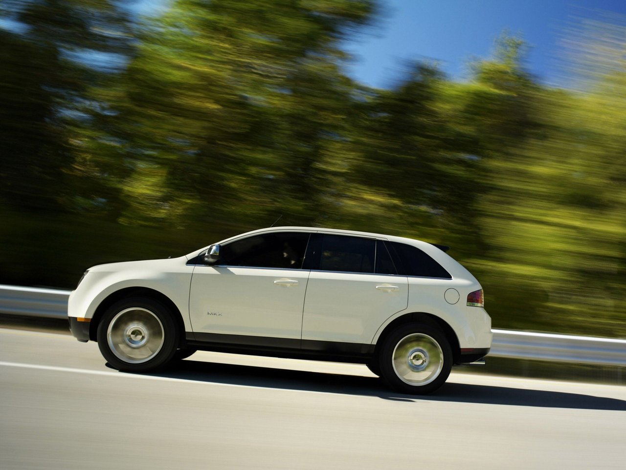 Lincoln MKX I