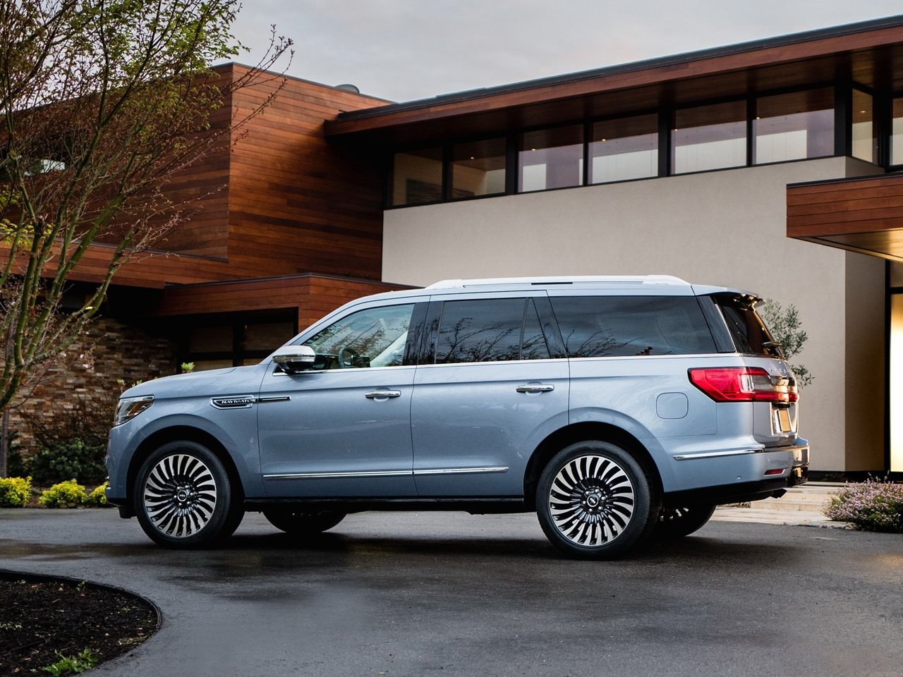 Lincoln Navigator IV