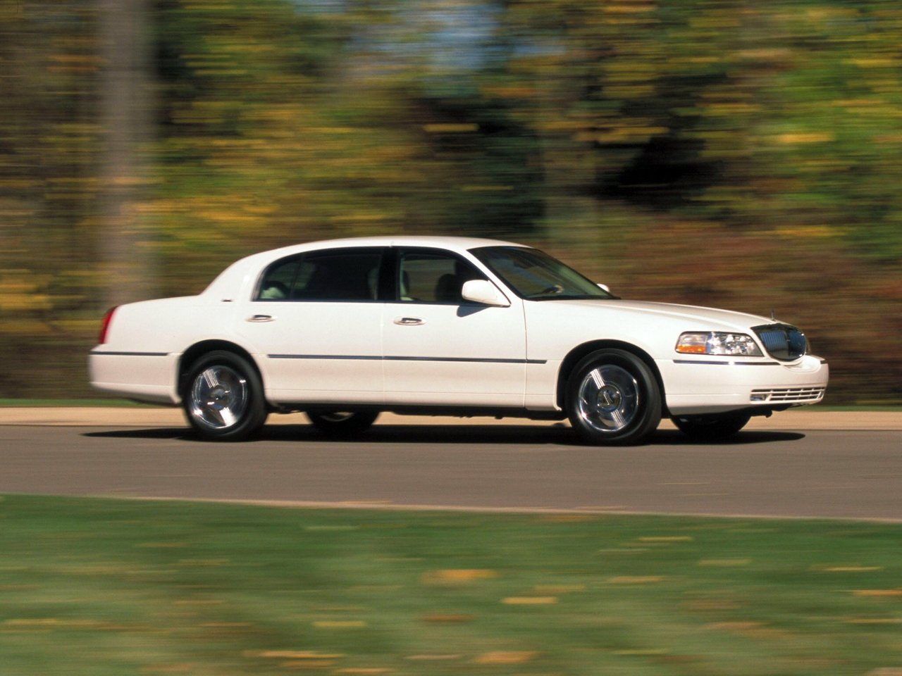 Lincoln Town Car III Рестайлинг