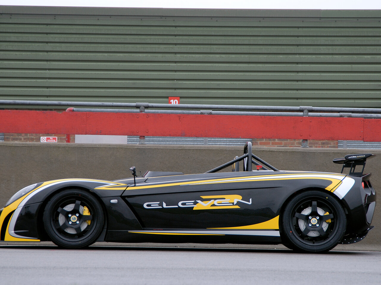 Lotus 2-Eleven Родстер